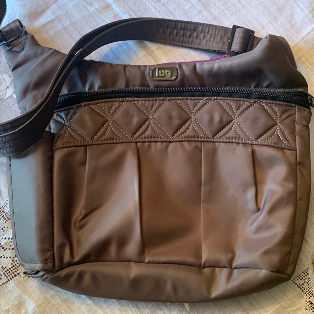 Lug Brown Messenger Bag with Quilted Design